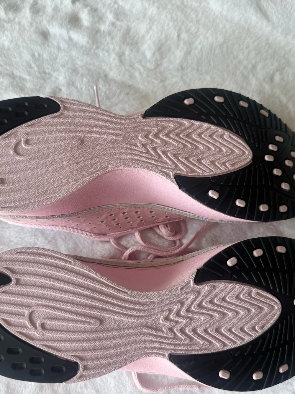 Nike Women's Light Pink Suede Lace-Up Sneakers never worn